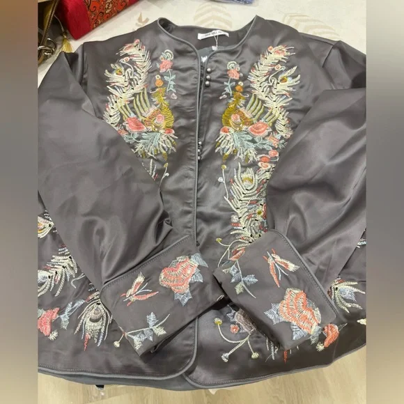 Women’s jacket - Picture 8 of 8